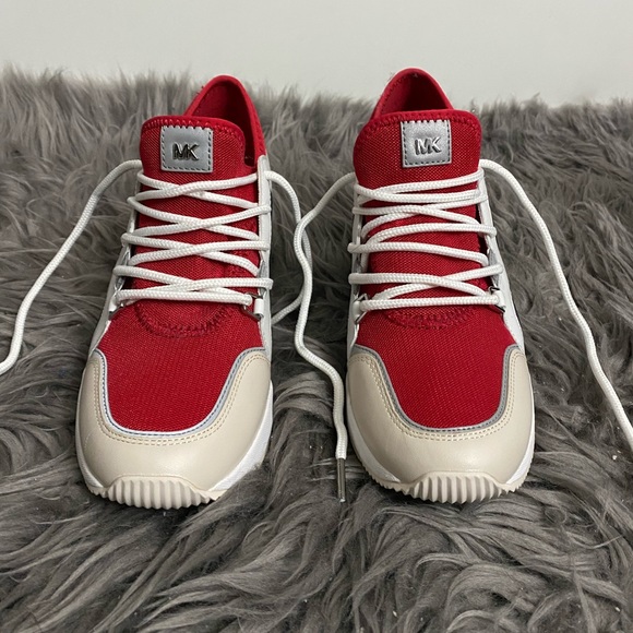 Michael Kors. Size 8. Never worn. Slight heel. - Picture 2 of 3